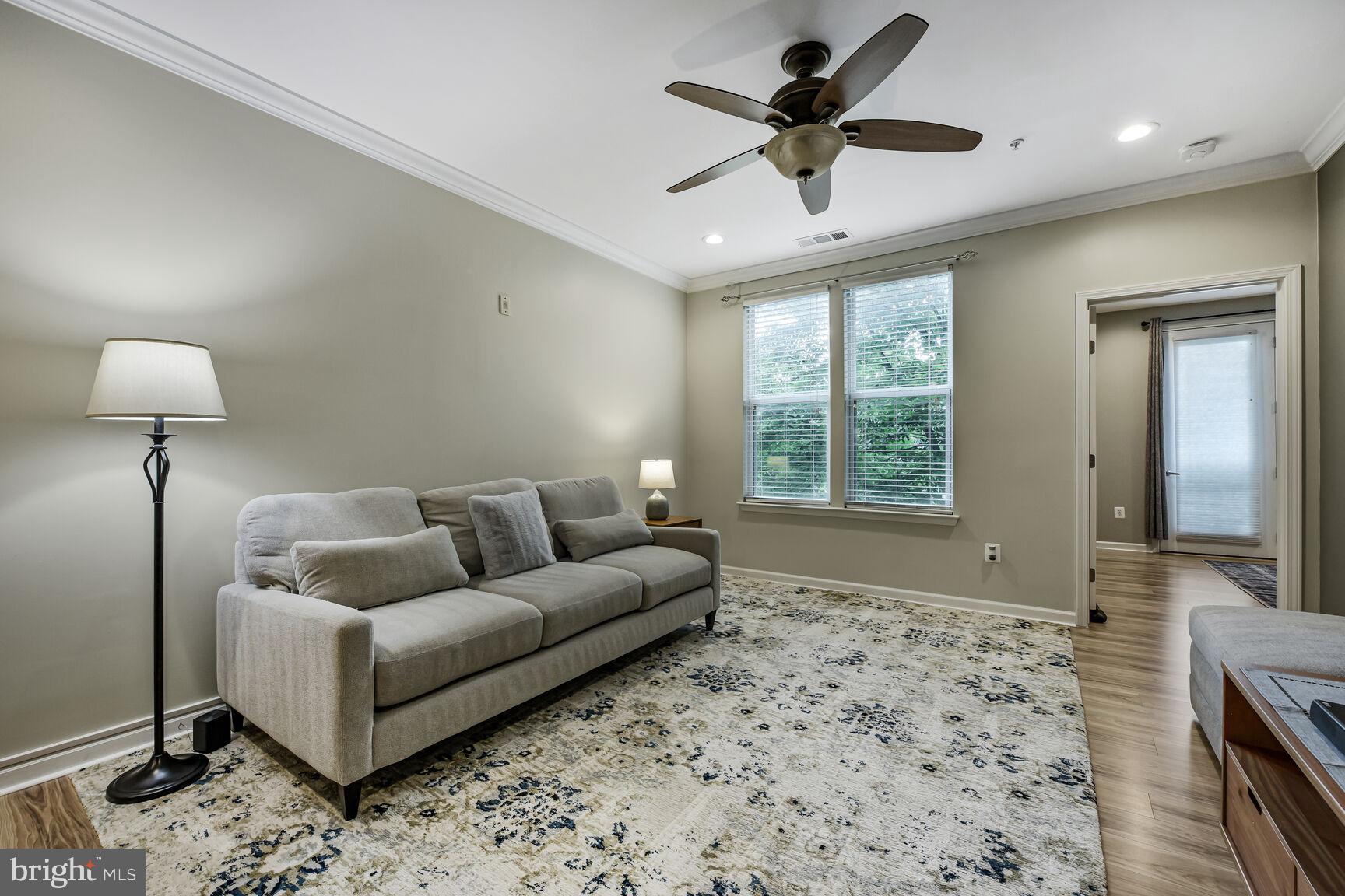 12000 Market Street, Unit 182 Reston, VA 20190 - Photo 10 of 30 Living Room