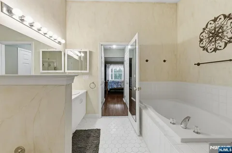 $849,000 | 496 Shadow Mountain Road, Mahwah, NJ 07430