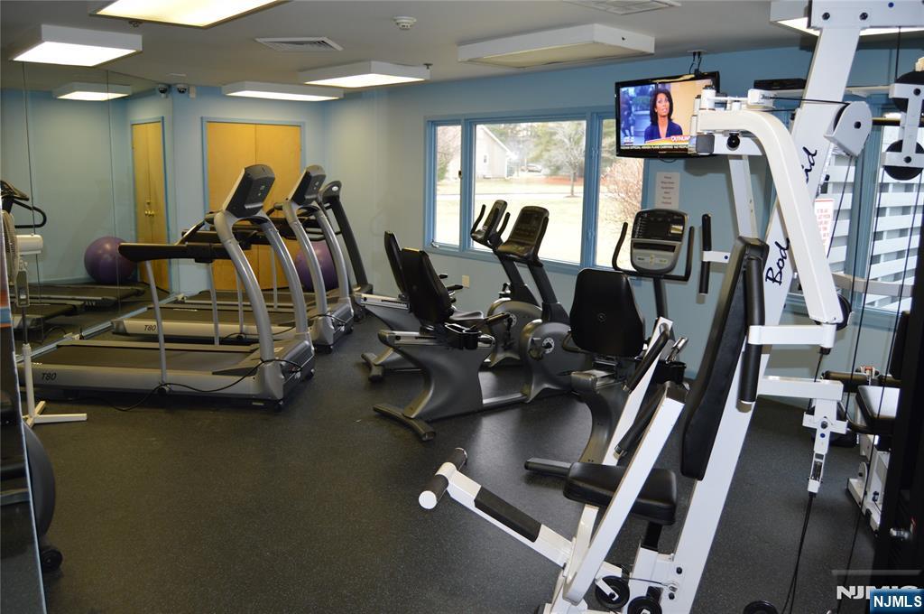 496 Shadow Mountain Road Mahwah, NJ 07430 - Photo 41 of 47