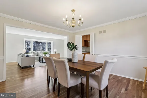 $760,000 | 8 Woodbury Lane, Lawrenceville, NJ 08648