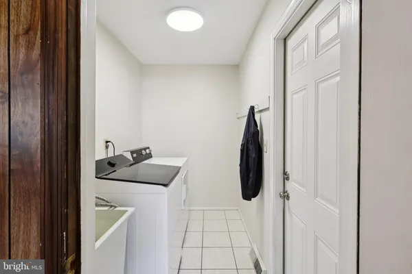 $760,000 | 8 Woodbury Lane, Lawrenceville, NJ 08648