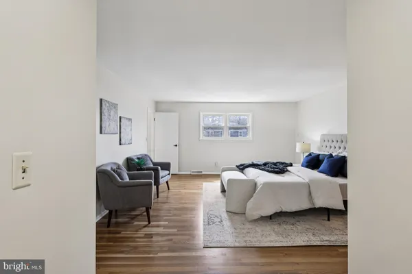 $760,000 | 8 Woodbury Lane, Lawrenceville, NJ 08648