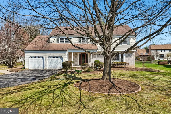 $760,000 | 8 Woodbury Lane, Lawrenceville, NJ 08648