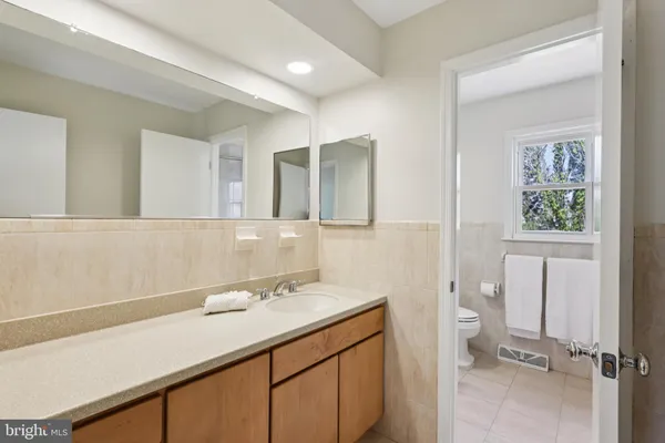 $760,000 | 8 Woodbury Lane, Lawrenceville, NJ 08648