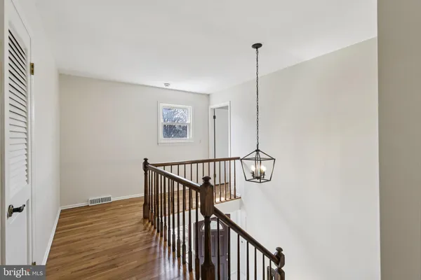 $760,000 | 8 Woodbury Lane, Lawrenceville, NJ 08648