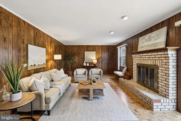 $760,000 | 8 Woodbury Lane, Lawrenceville, NJ 08648