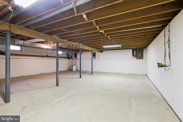 $760,000 | 8 Woodbury Lane, Lawrenceville, NJ 08648