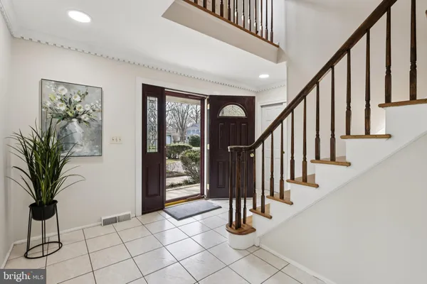 $760,000 | 8 Woodbury Lane, Lawrenceville, NJ 08648