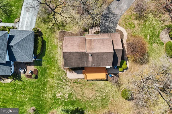 $760,000 | 8 Woodbury Lane, Lawrenceville, NJ 08648