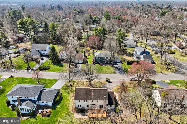 $760,000 | 8 Woodbury Lane, Lawrenceville, NJ 08648
