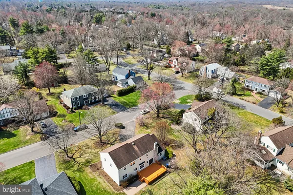 $760,000 | 8 Woodbury Lane, Lawrenceville, NJ 08648