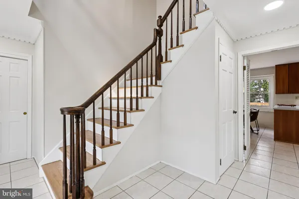 $760,000 | 8 Woodbury Lane, Lawrenceville, NJ 08648