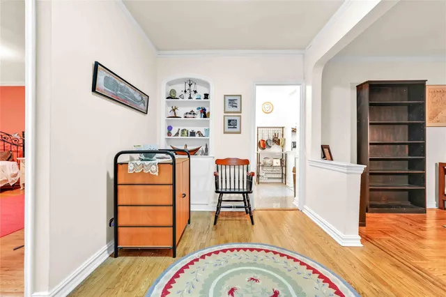 $275,000 | 84-51 Beverly Road, Unit 5P | Kew Gardens