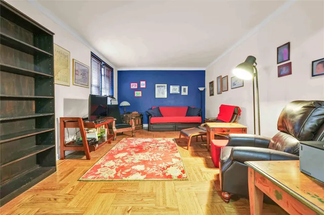 $275,000 | 84-51 Beverly Road, Unit 5P | Kew Gardens