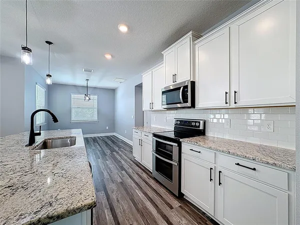 $5,495 | 17535 Cantarina Cove, Lakewood Ranch, FL 34211