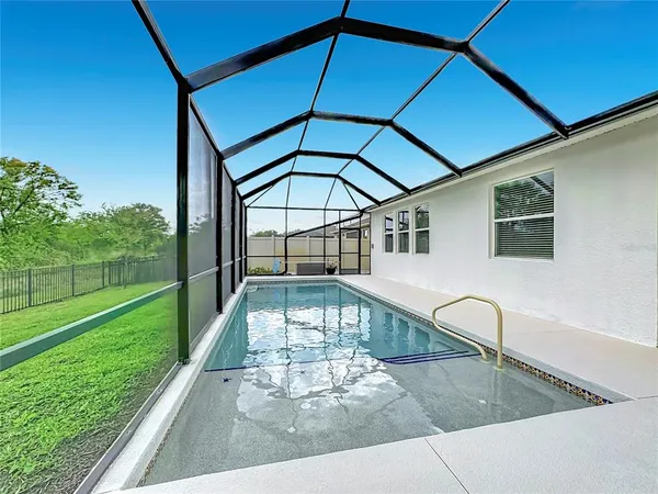 $5,495 | 17535 Cantarina Cove, Lakewood Ranch, FL 34211