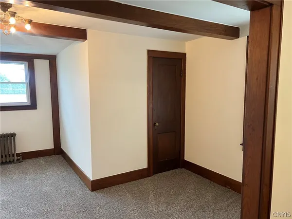 $1,000 | 412 Delmar Place, Salina, NY 13208