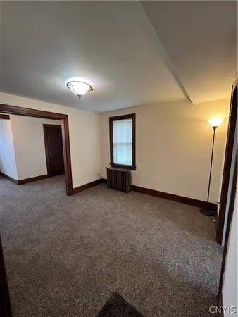 $1,000 | 412 Delmar Place, Salina, NY 13208