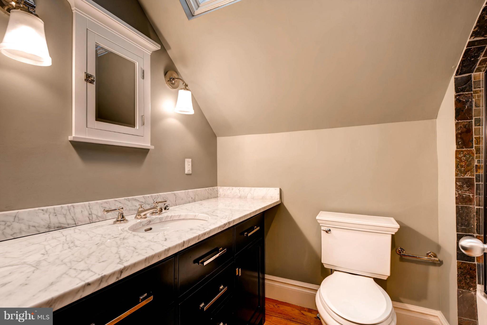 4608 Roland Avenue Baltimore, MD 21210 - Photo 25 of 30 Bath