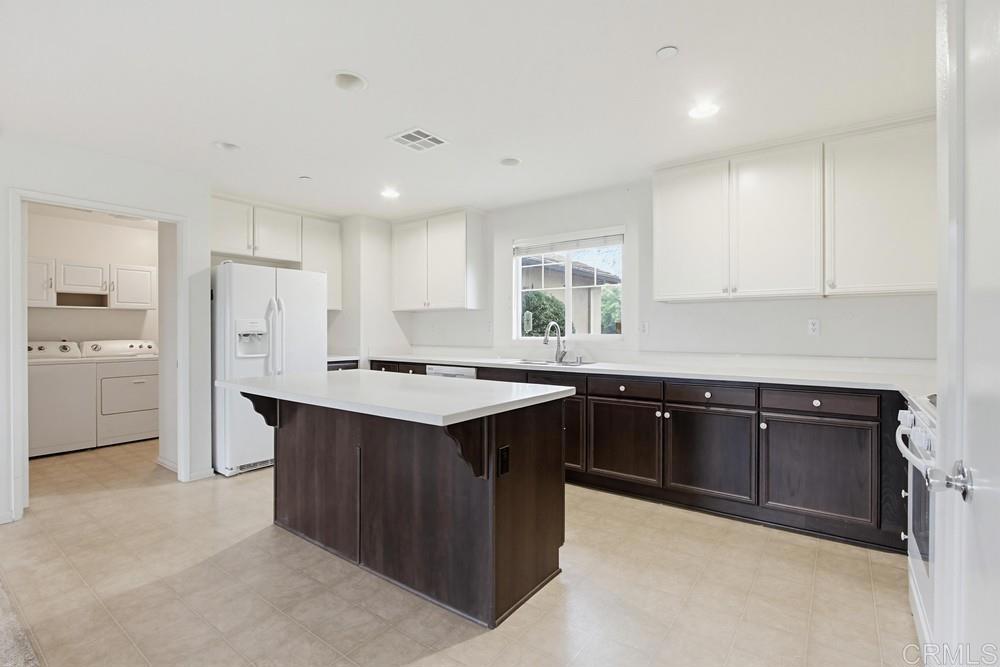 352 Tom McGuinness Jr Circle Fallbrook, CA 92028 - Photo 14 of 65