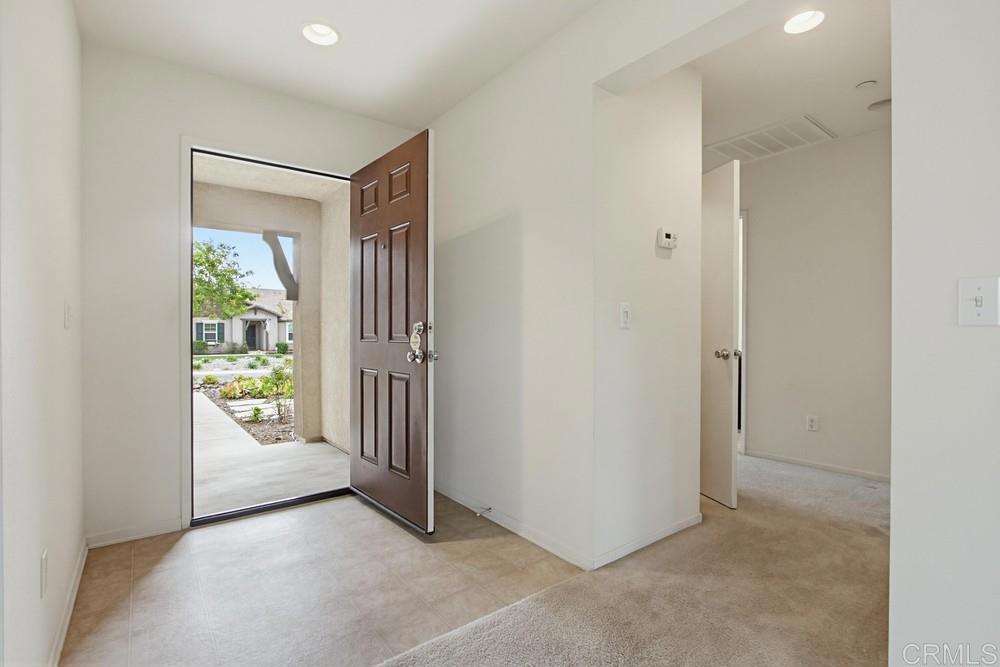 352 Tom McGuinness Jr Circle Fallbrook, CA 92028 - Photo 20 of 65