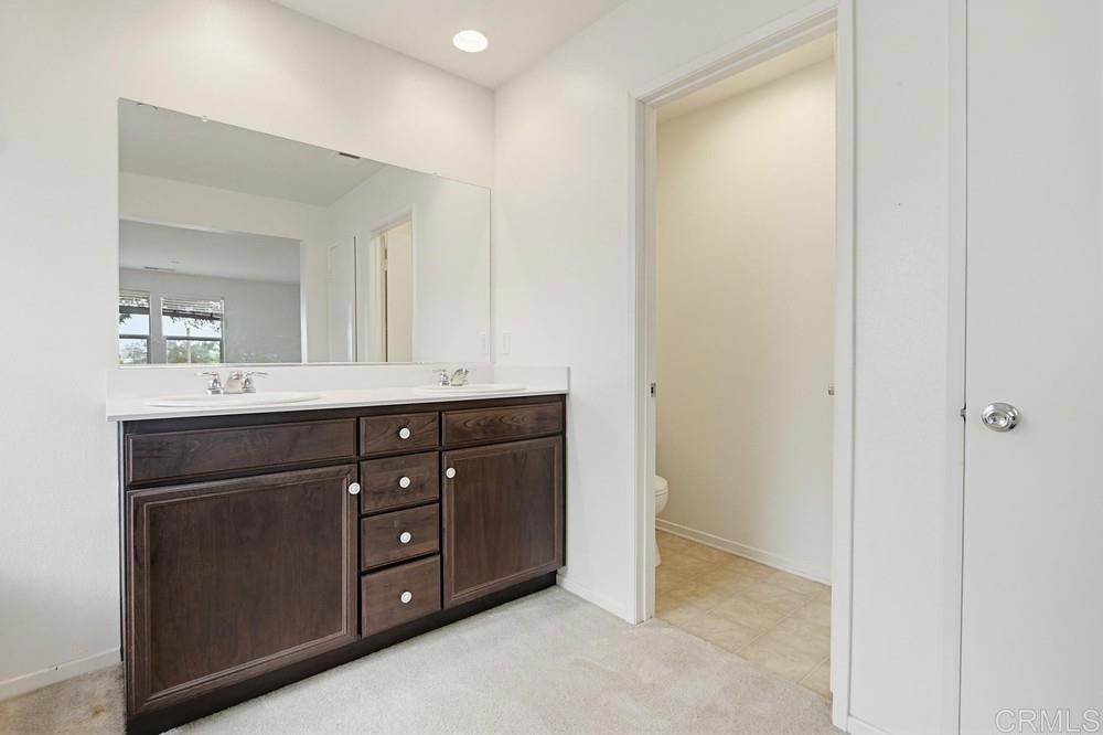 352 Tom McGuinness Jr Circle Fallbrook, CA 92028 - Photo 36 of 65