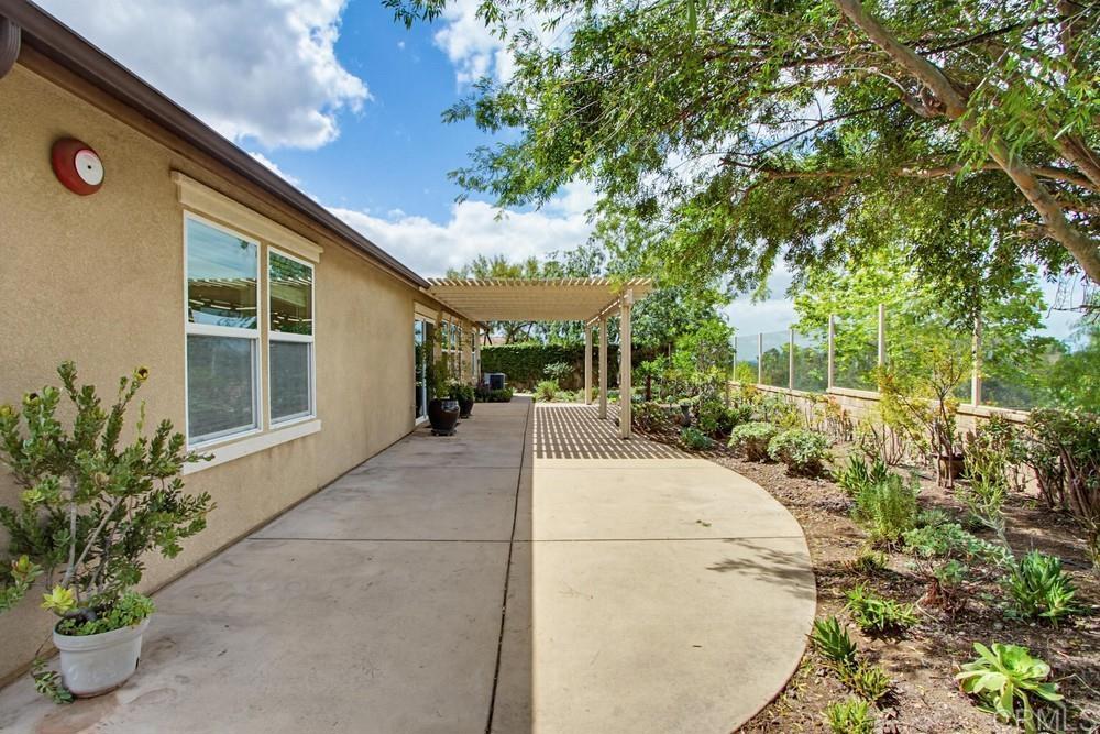 352 Tom McGuinness Jr Circle Fallbrook, CA 92028 - Photo 44 of 65