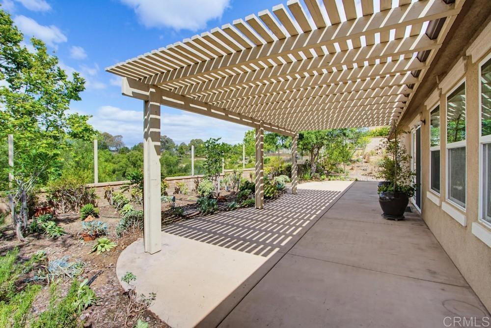 352 Tom McGuinness Jr Circle Fallbrook, CA 92028 - Photo 46 of 65