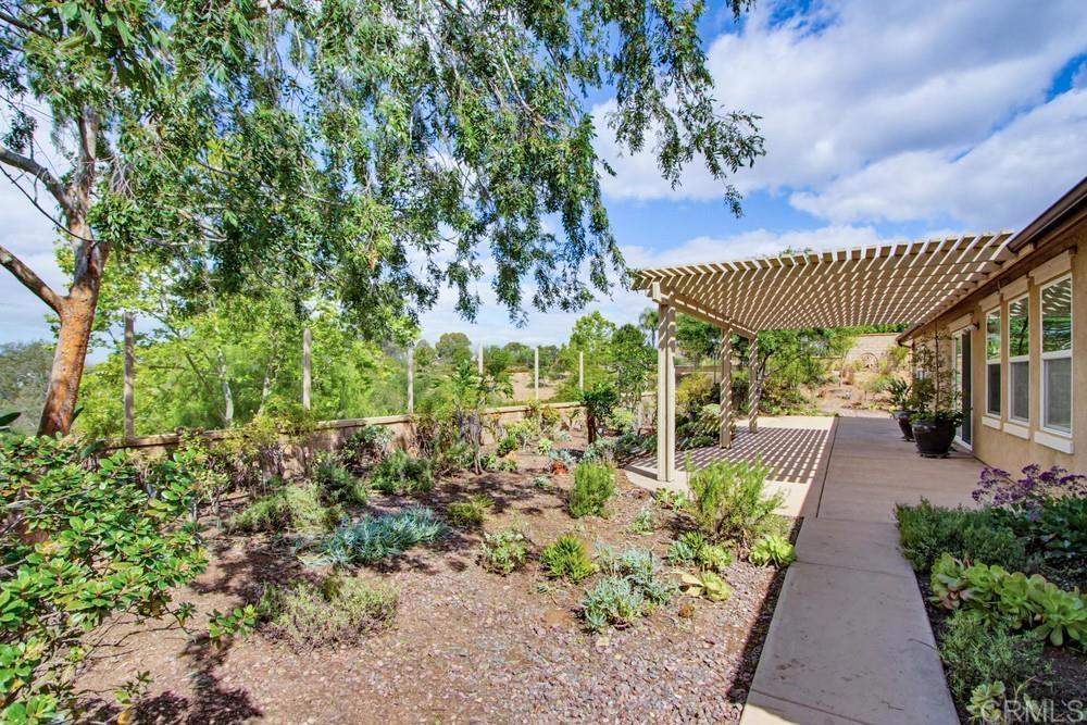 352 Tom McGuinness Jr Circle Fallbrook, CA 92028 - Photo 47 of 65