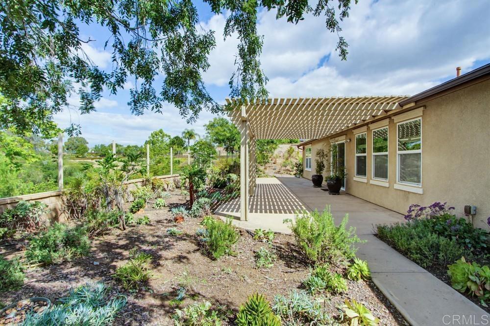 352 Tom McGuinness Jr Circle Fallbrook, CA 92028 - Photo 48 of 65