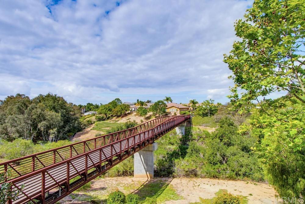 352 Tom McGuinness Jr Circle Fallbrook, CA 92028 - Photo 50 of 65