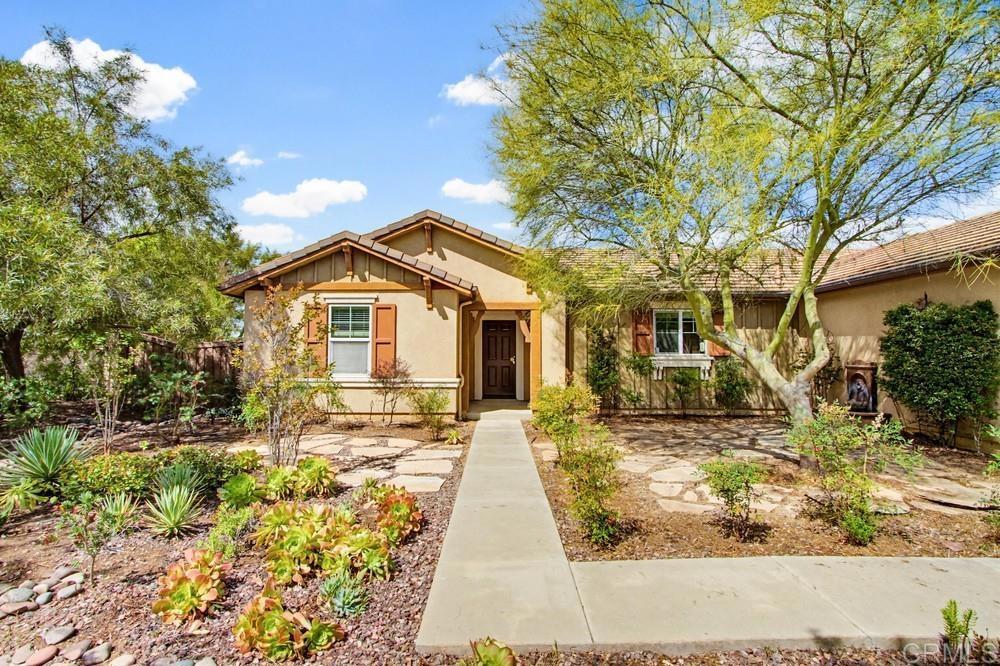 352 Tom McGuinness Jr Circle Fallbrook, CA 92028 - Photo 7 of 65