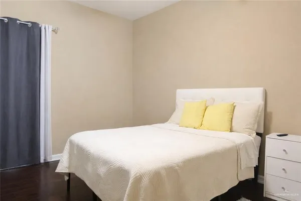 $1,200 | 1204 East Daffodil Avenue, McAllen, TX 78501