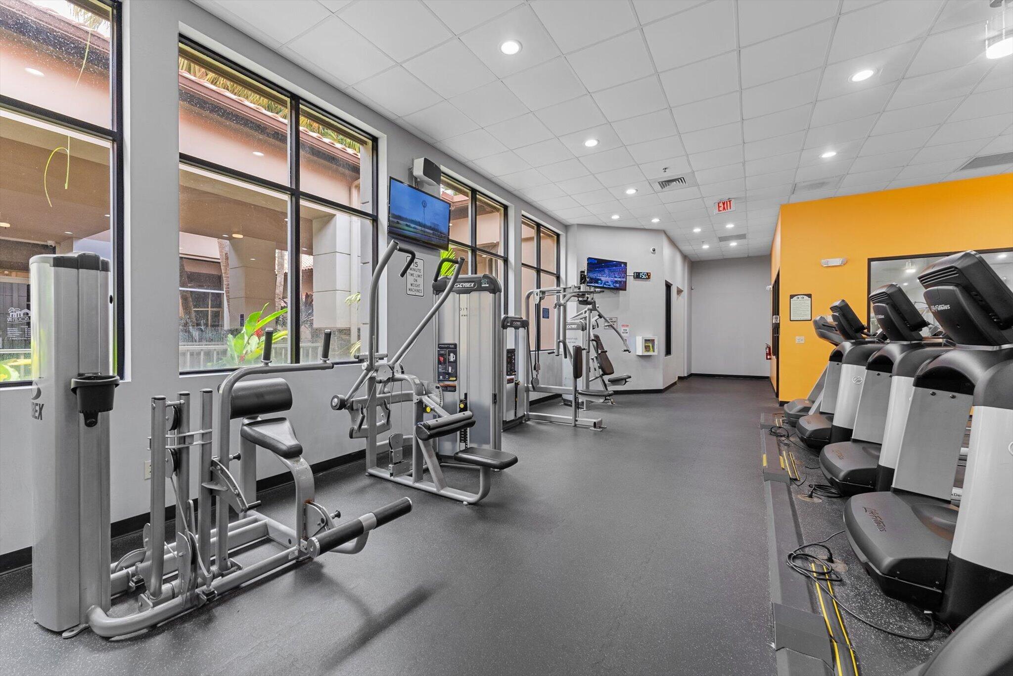 10240 Vía Hibiscus, Unit 4 Boca Raton, FL 33428 - Photo 39 of 45 47-47