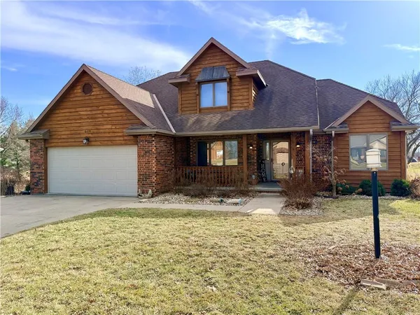$409,900 | 4410 Hunter Drive, St. Joseph, MO 64506