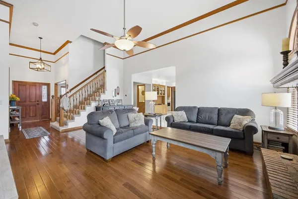 $409,900 | 4410 Hunter Drive, St. Joseph, MO 64506