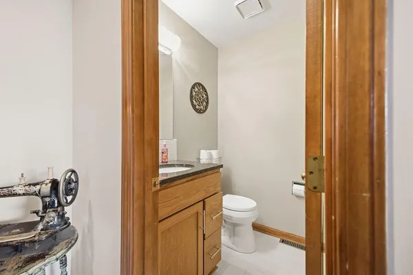 $409,900 | 4410 Hunter Drive, St. Joseph, MO 64506