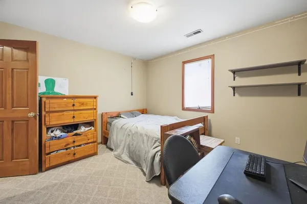 $409,900 | 4410 Hunter Drive, St. Joseph, MO 64506