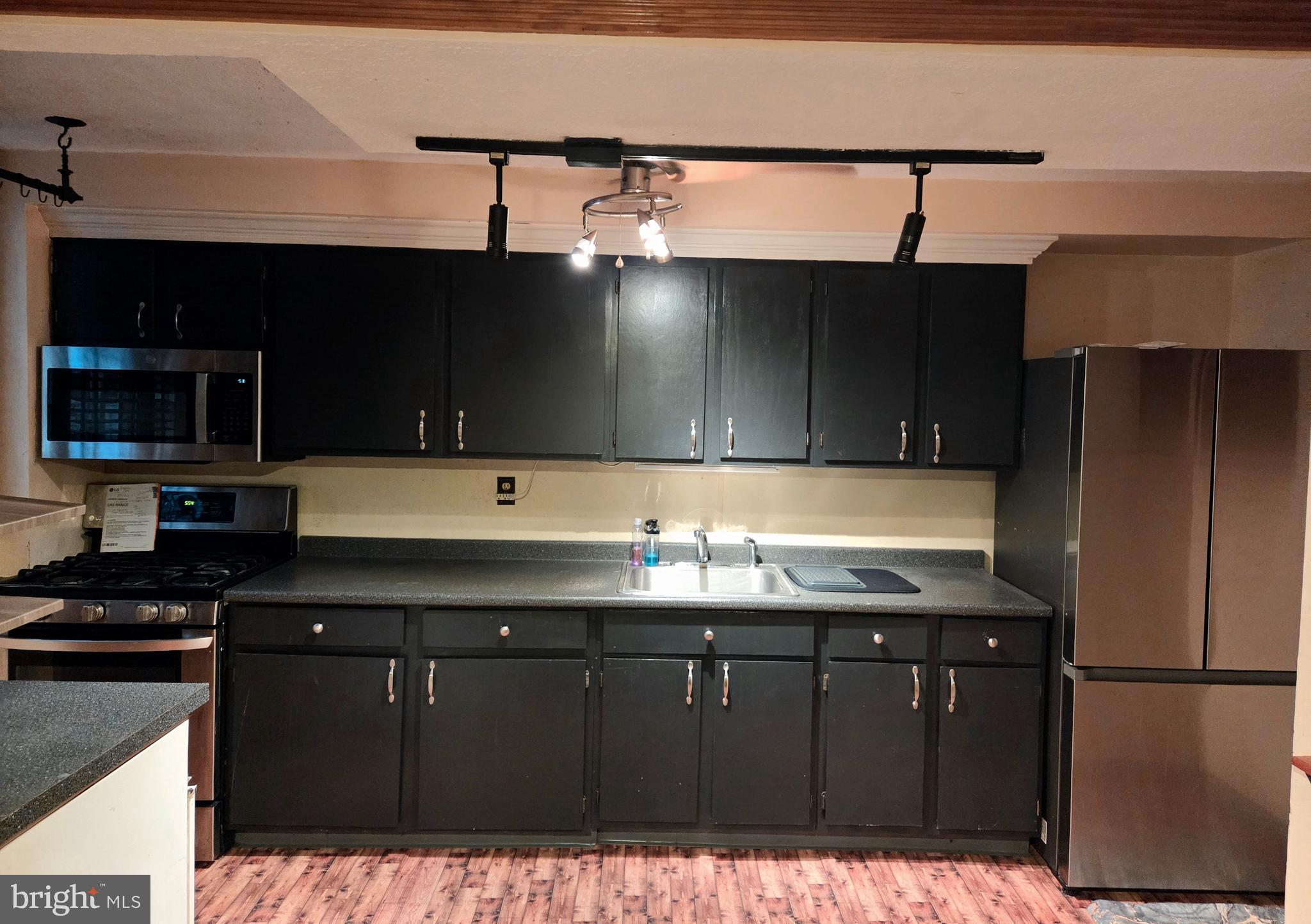 8016 Williams Avenue Philadelphia, PA 19150 - Photo 3 of 5 Kitchen