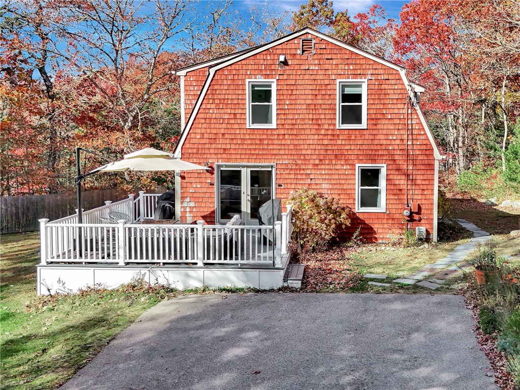 89 Narrow Lane Charlestown, RI 02813 - Photo 13 of 49