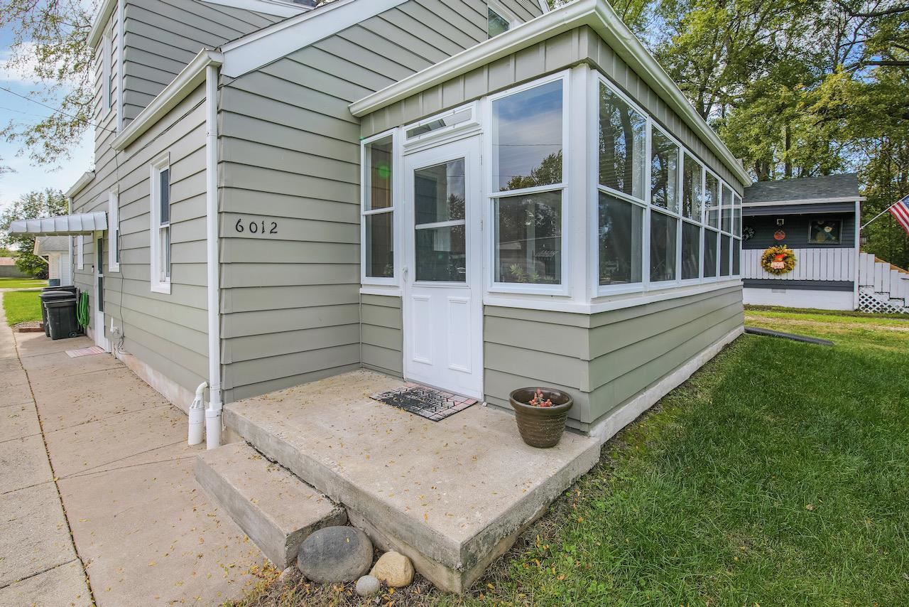 6012 West Farmington Road Peoria, IL 61604 - Photo 3 of 22 Gallery Image 3