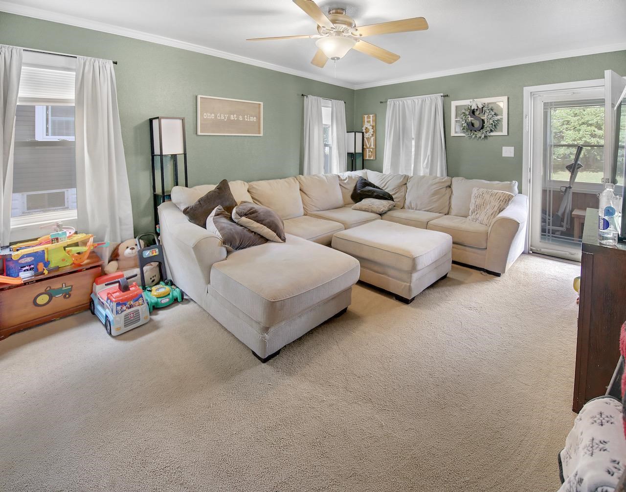 6012 West Farmington Road Peoria, IL 61604 - Photo 6 of 22 Gallery Image 6
