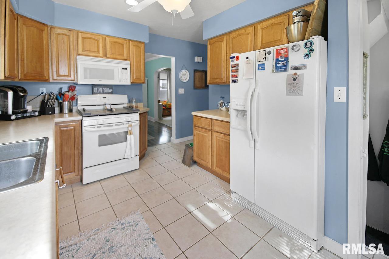 6012 West Farmington Road Peoria, IL 61604 - Photo 9 of 22 Gallery Image 9