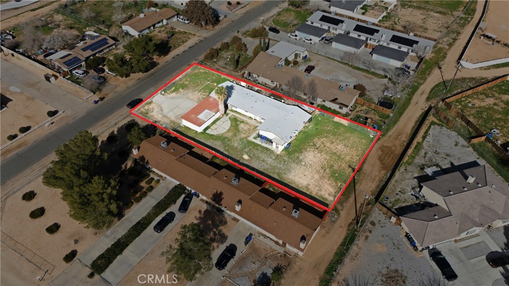 13073 Mohawk Road Apple Valley, CA 92308 - Photo 5 of 21