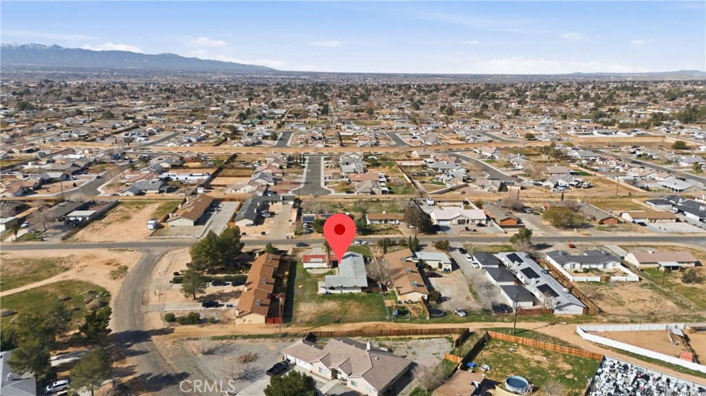 13073 Mohawk Road Apple Valley, CA 92308 - Photo 7 of 21