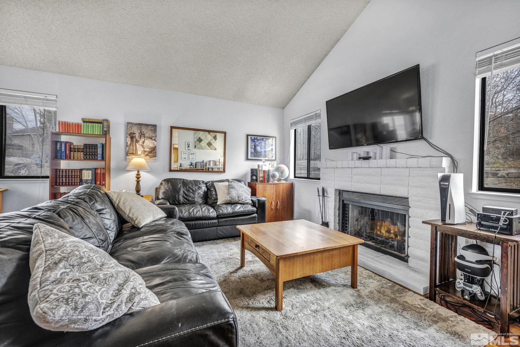 3464 Ridgecrest Drive Reno, NV 89512 - Photo 8 of 34 Photo 8