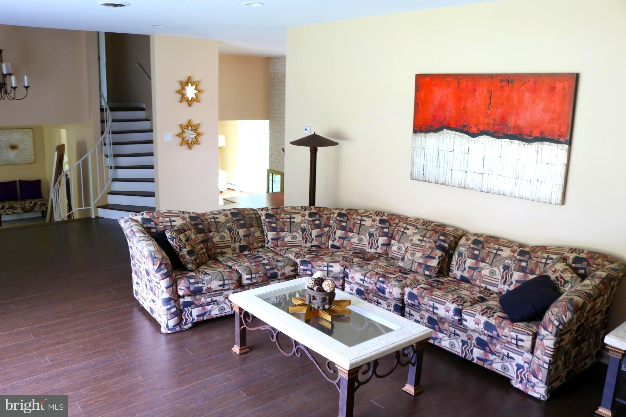 4336 Crestview Road Harrisburg, PA 17112 - Photo 7 of 23 Gallery Image 7