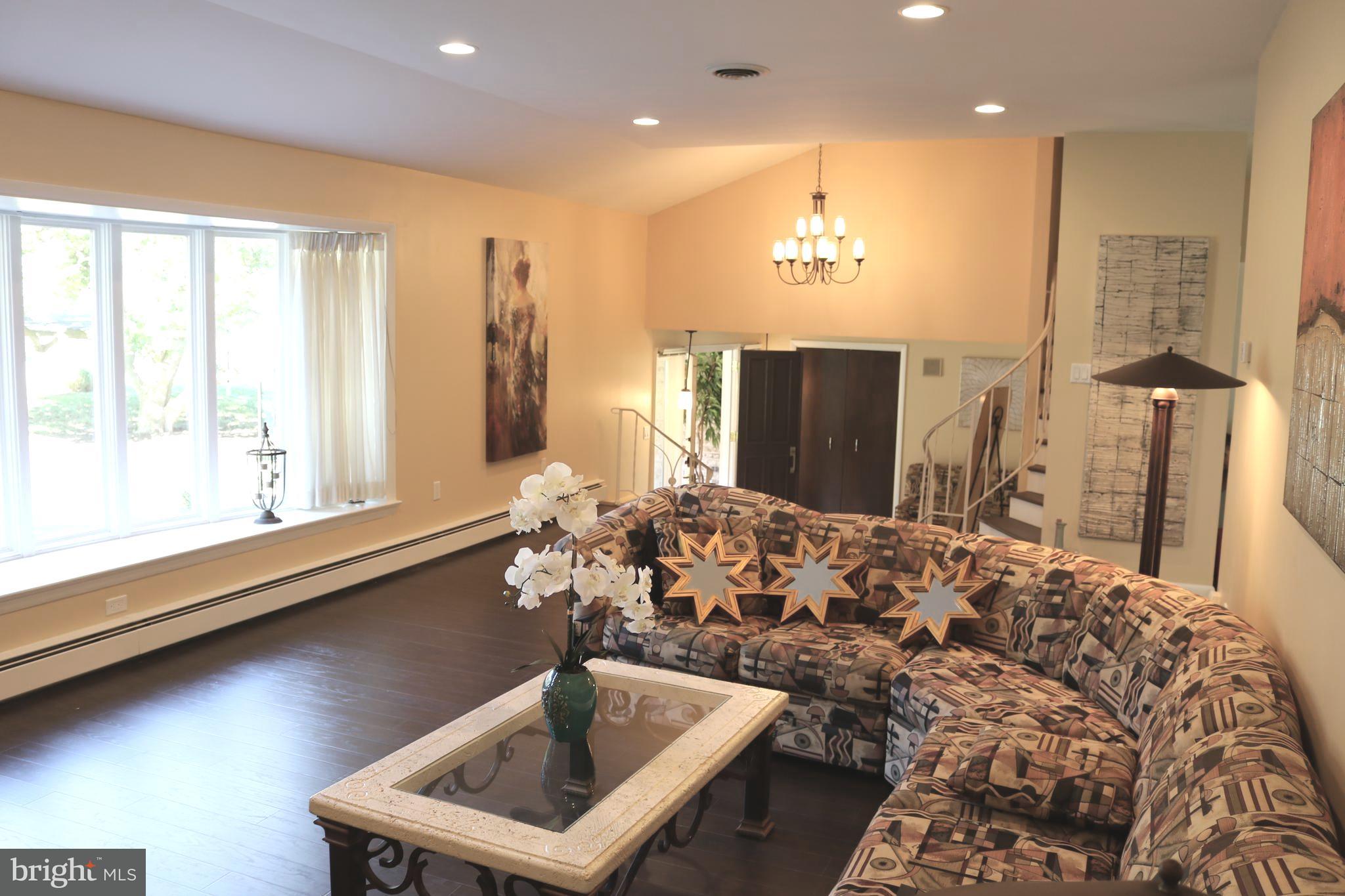 4336 Crestview Road Harrisburg, PA 17112 - Photo 8 of 23 Gallery Image 8