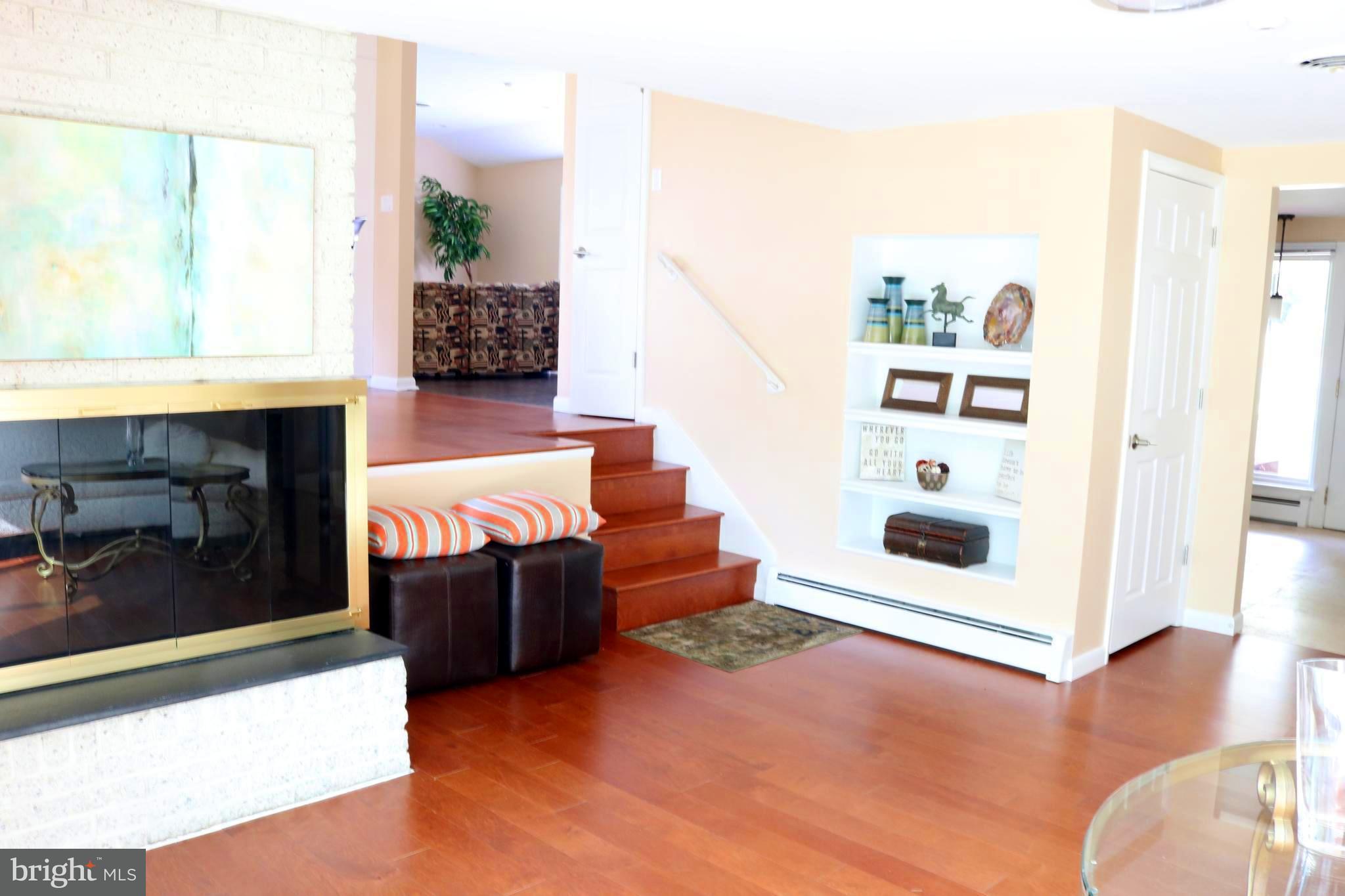 4336 Crestview Road Harrisburg, PA 17112 - Photo 9 of 23 Gallery Image 9