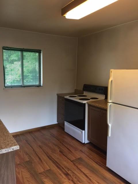 18 1/2 Little Deer Creek Road Cheswick, PA 15024 - Photo 4 of 21 Large kitchen with plenty of natural light just waiting for you to make it your own!